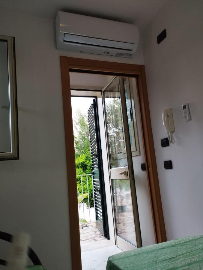 Clave, Affittacamere, Casa Vacanze Cozze 外观 照片